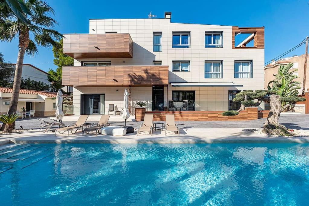 2 Min From The Sea Pool, Comfort And Free Wifi Миами-Плайя Экстерьер фото
